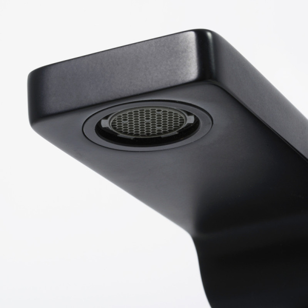 смеситель для раковины wasserkraft elbе 7410 черный матовый / хром