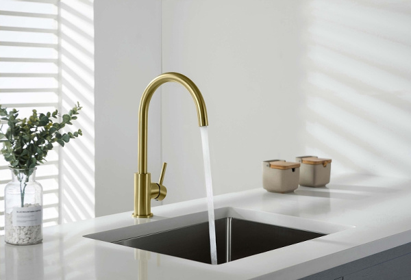 смеситель для кухни aquatek европа aq1382bg цвет золото шлифованное