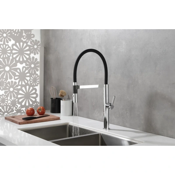 смеситель для кухни paulmark leader le214101-cr хром/ черный