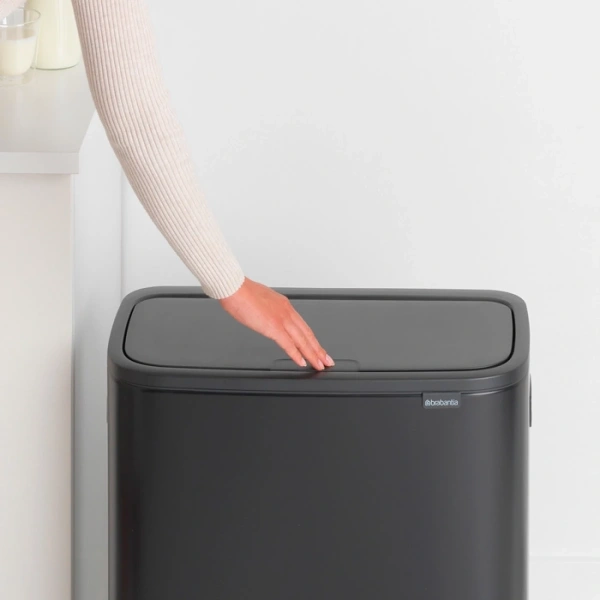 Мусорное ведро Brabantia Bo Touch Bin 223020 60 л, черное