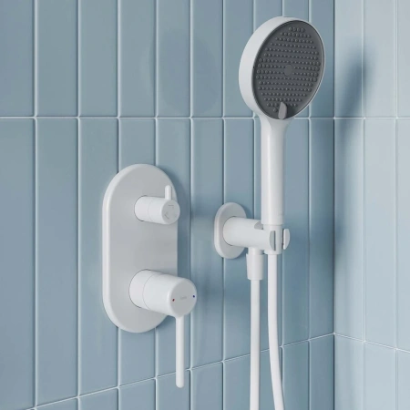 душевой комплект iddis aiger aigwt03i68 254 мм, со смесителем, белый матовый